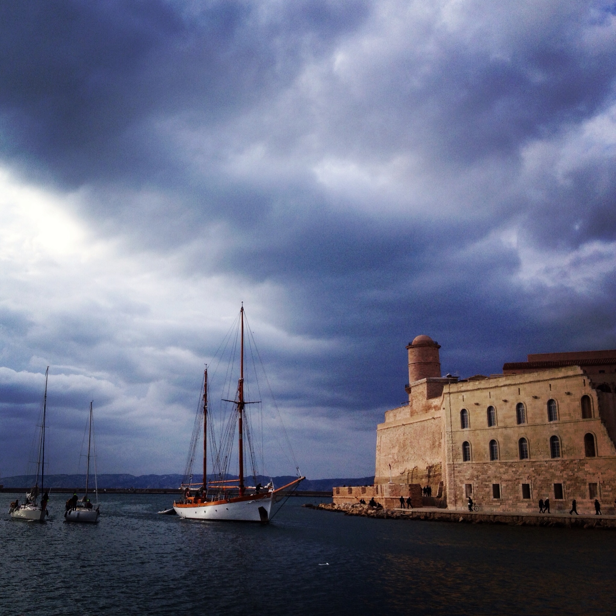 20130320-102130.jpg